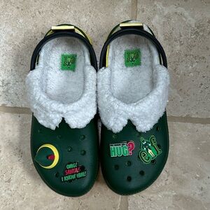 Elf Crocs big kids size J5